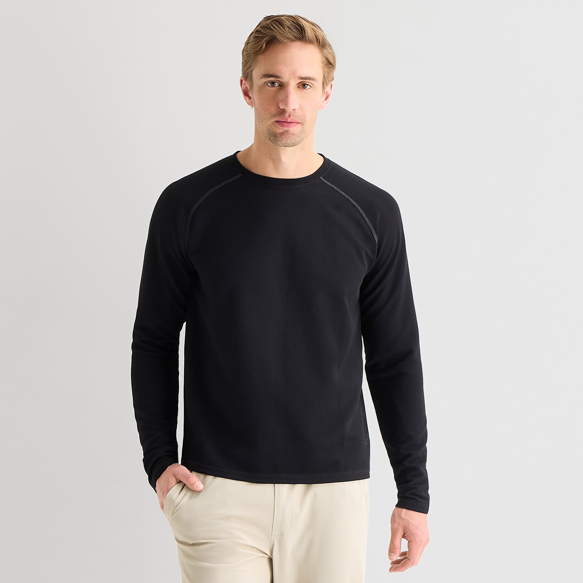 Xersion Mens Crew Neck Long Sleeve Quick Dry T-Shirt