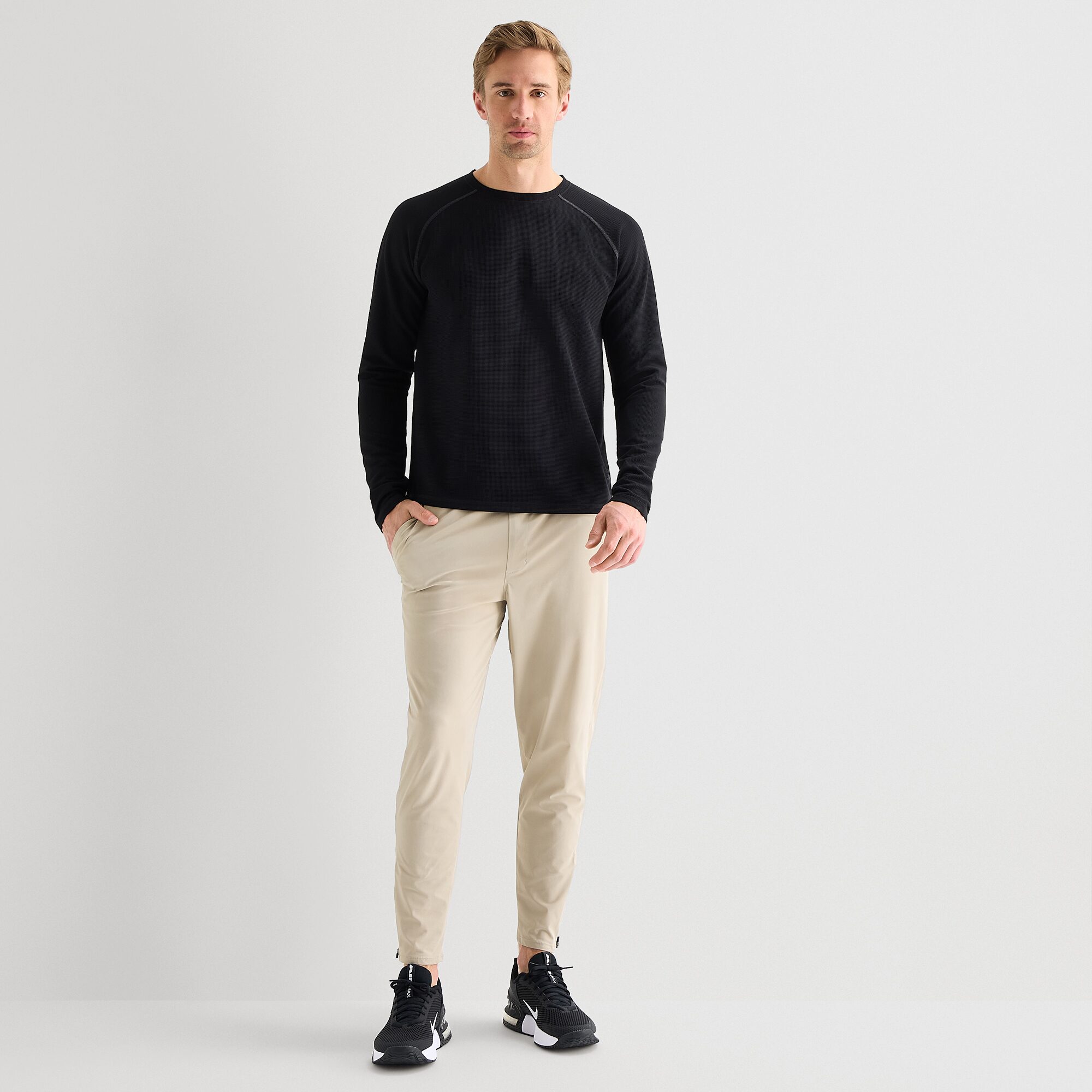 Xersion Mens Crew Neck Long Sleeve Quick Dry T-Shirt