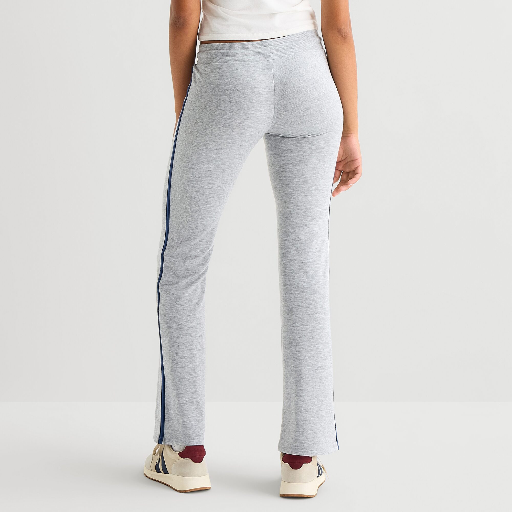 Arizona Womens Juniors Bootcut Sweatpant