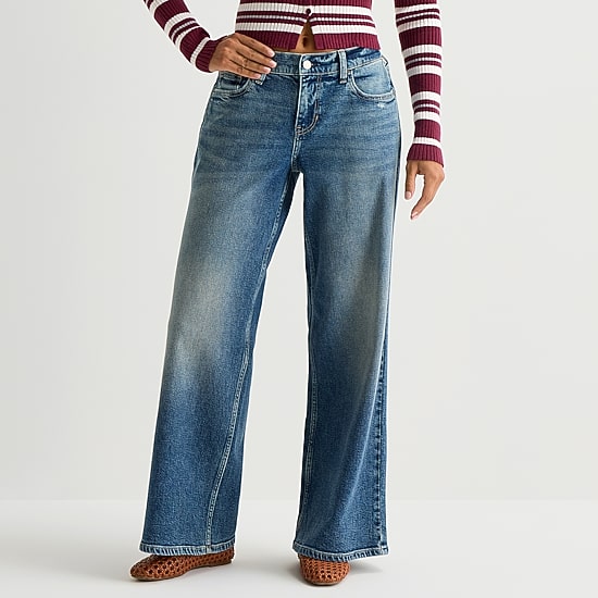 Arizona Curvy Womens Juniors Low Rise Baggy Fit Jean
