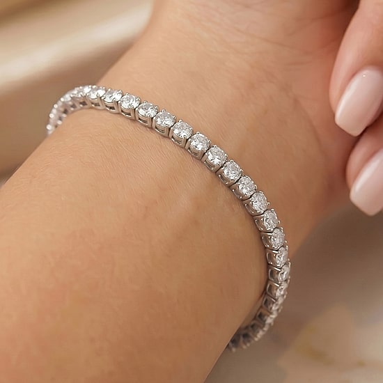 (F / Si2) Womens 5 CT. T.W. Lab Grown White Diamond 10K Gold 8 Inch Tennis Bracelet