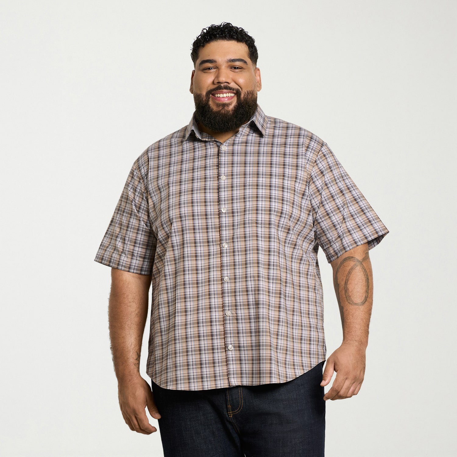 Van Heusen Everyday Defense Stain Shield Mens Short Sleeve Regular Fit Big and Tall Button-Down Shirt