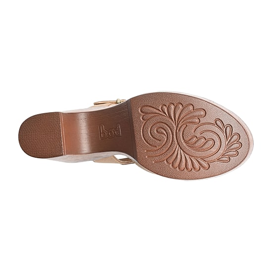 BOC by Born Natasha Womens Round Closed Toe Clogs