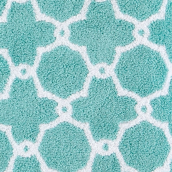 Liz Claiborne Signature Lattice Plush Bath Towel