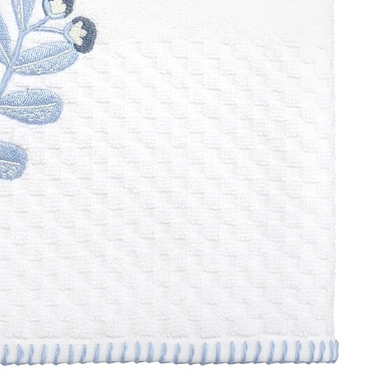 IZOD Kingsley 2-pc. Leaf Bath Towel