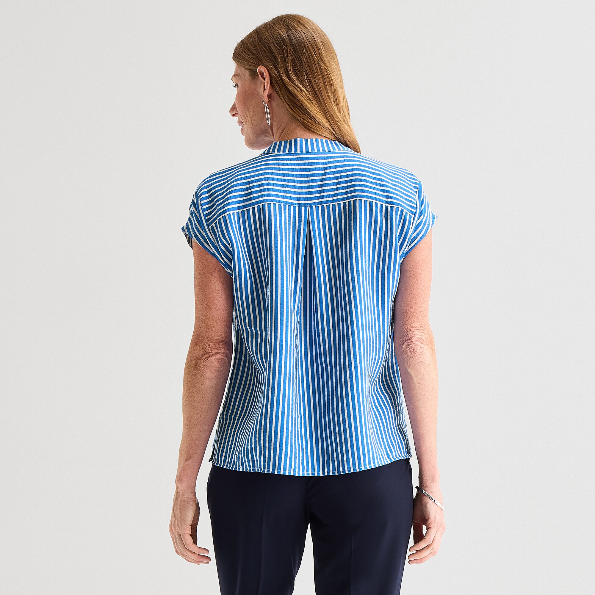 Liz Claiborne Womens Round Neck Short Sleeve Blouse