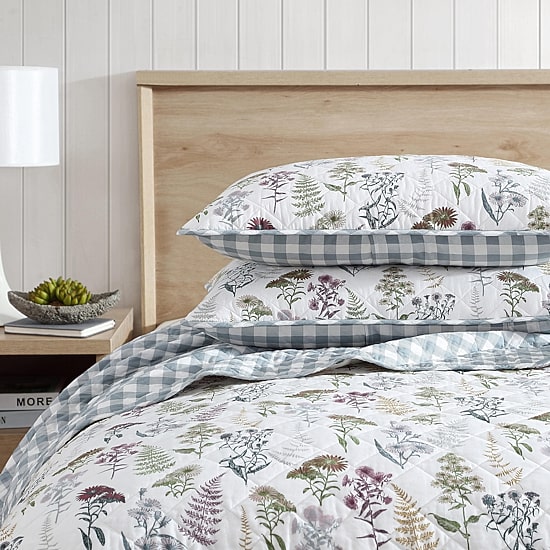 Eddie Bauer Flower Field Cotton Quilt Set