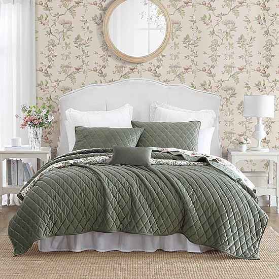 Laura Ashley Solid Diamond Stitch Velvet Quilt Set