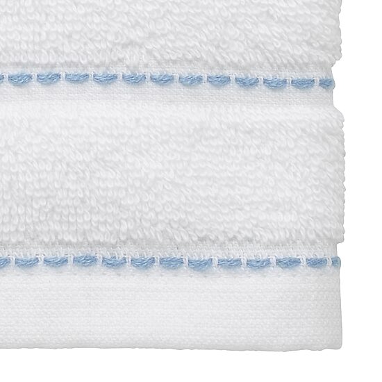 IZOD Mystic Floral 2-pc. Fingertip Towel