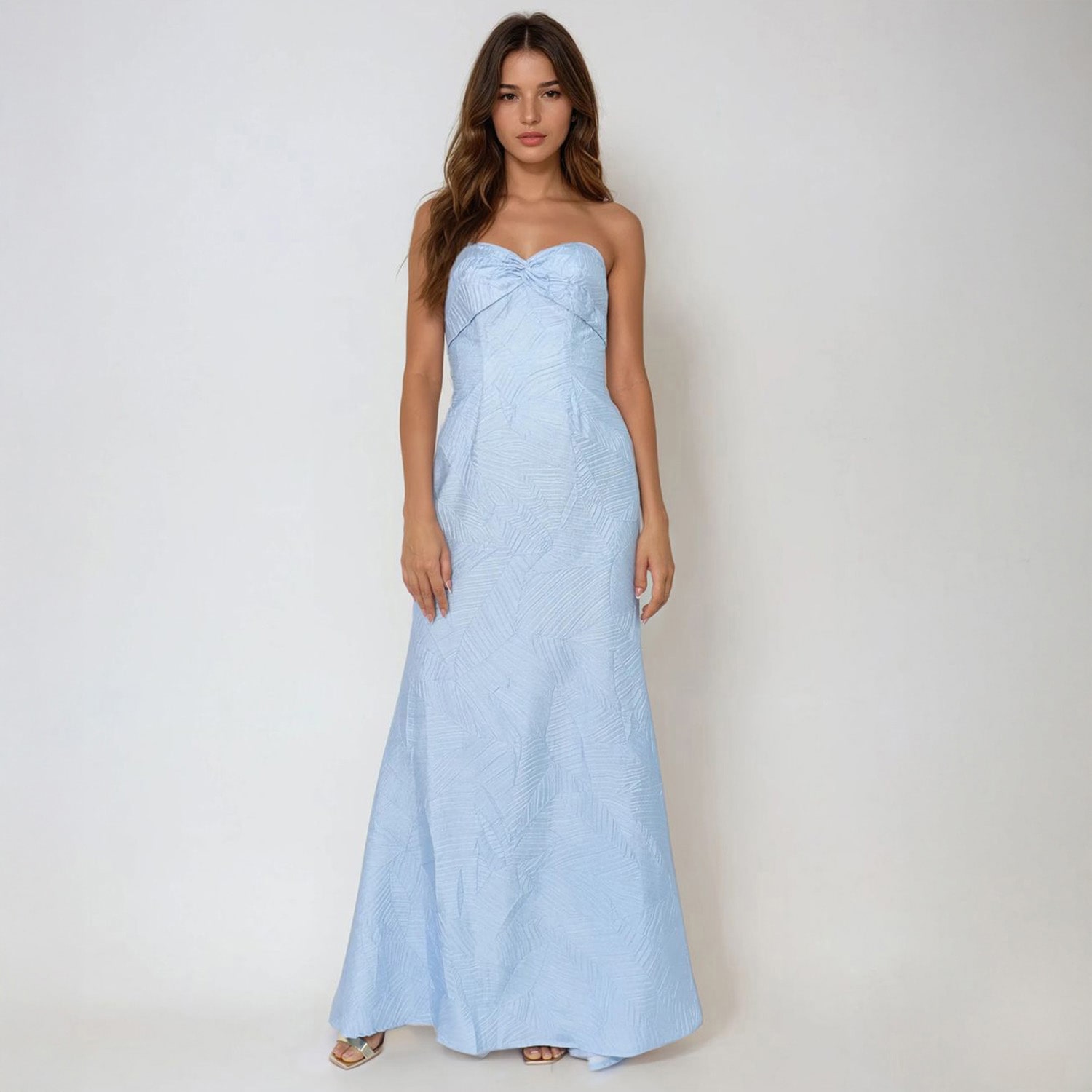 Rene by Rene Ruiz Collection Womens Sleeveless Embroidered Evening Gown