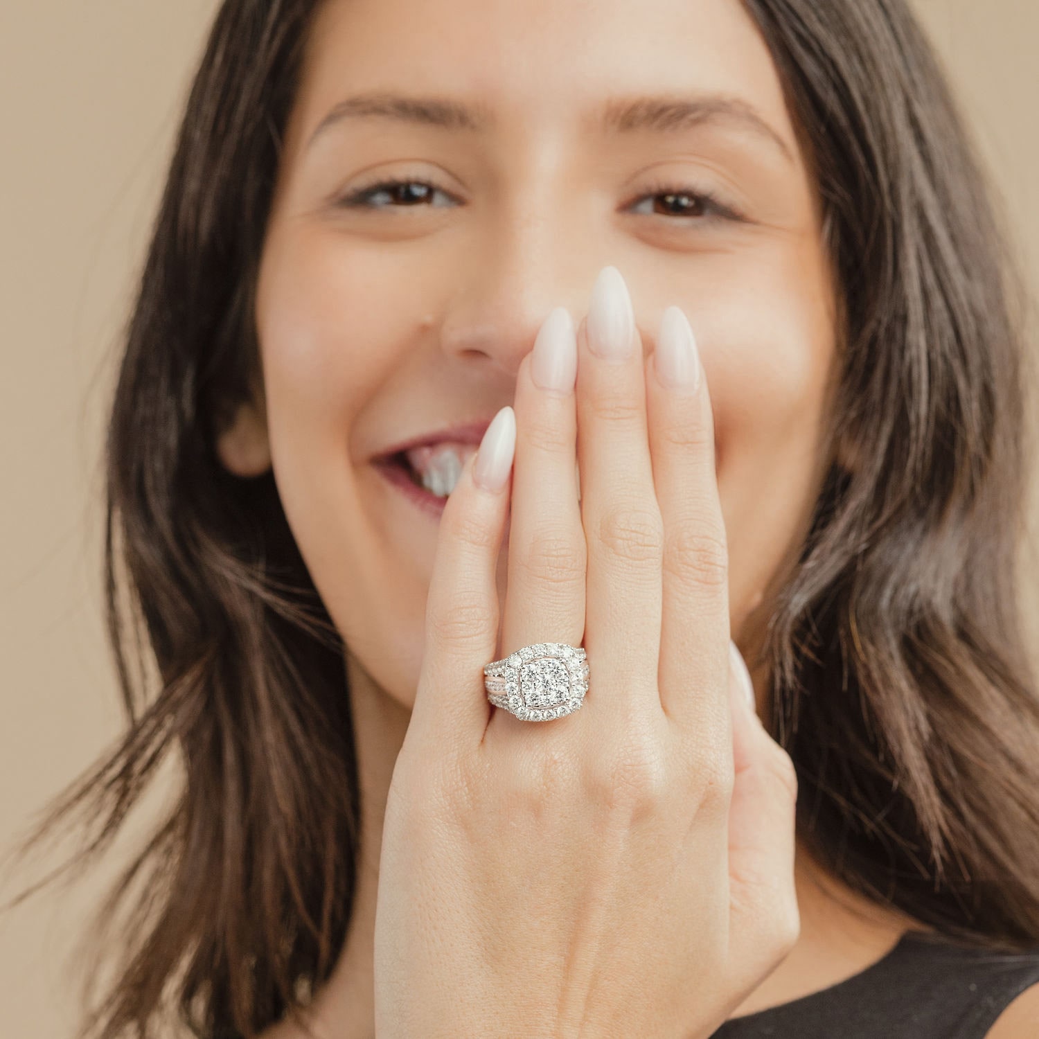 (G/Si2) Womens 4 CT. T.W. Lab Grown White Diamond 10K Gold Cushion Halo Side Stone Cocktail Ring
