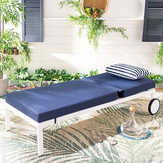 Safavieh Yves 4-pc. Lounge Chair