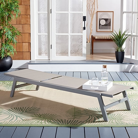 Safavieh Fionne Lounge Chair