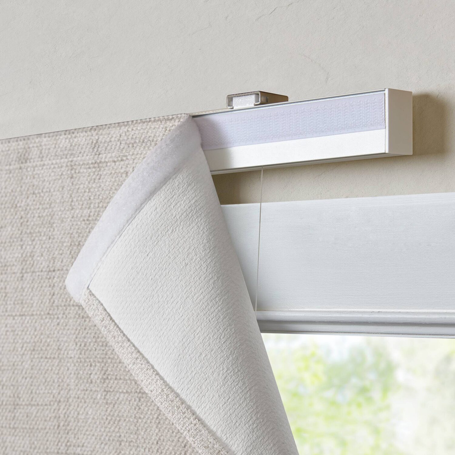 Madison Park Room Darkening Cordless Roman Shade