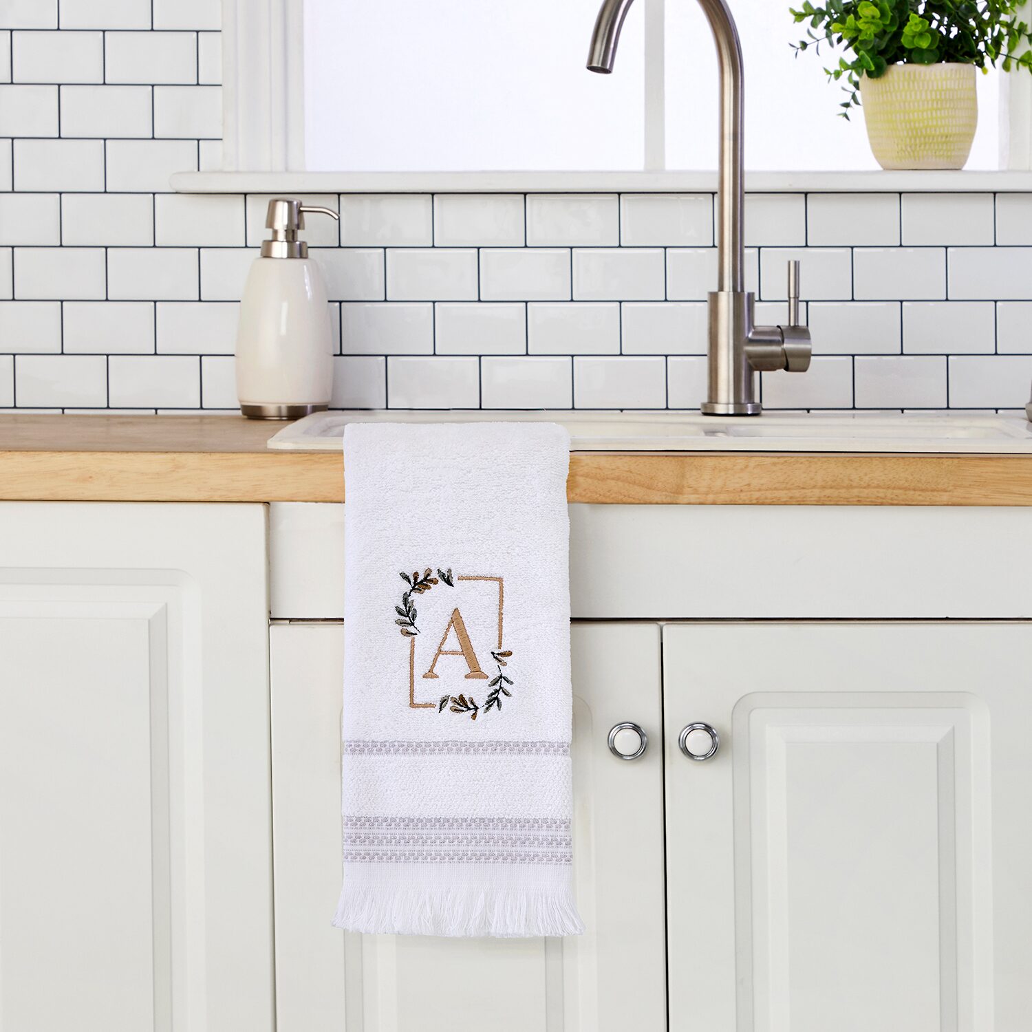 Saturday Knight Everyday Monogram 2-pc. Hand Towel