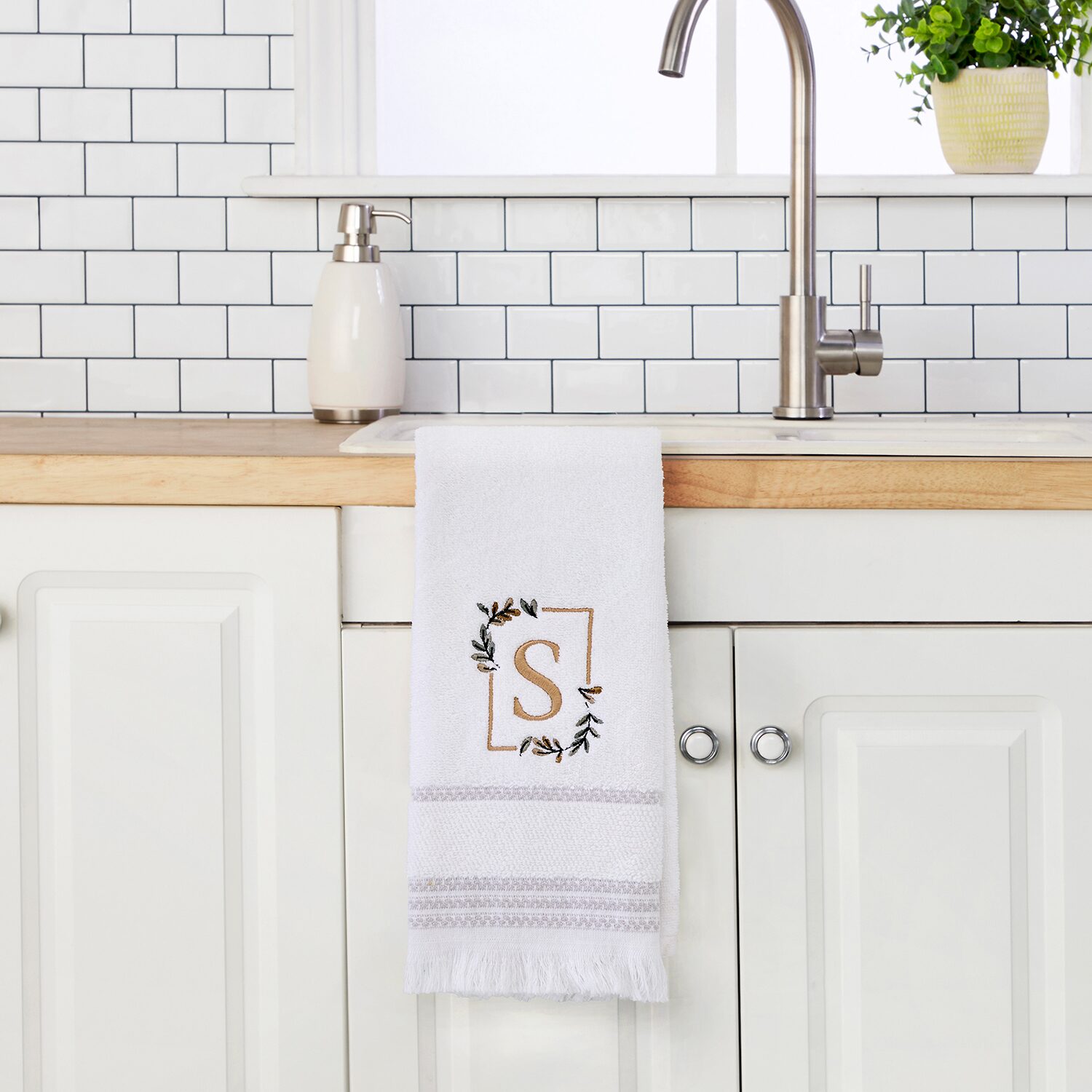 Saturday Knight Everyday Monogram 2-pc. Hand Towel