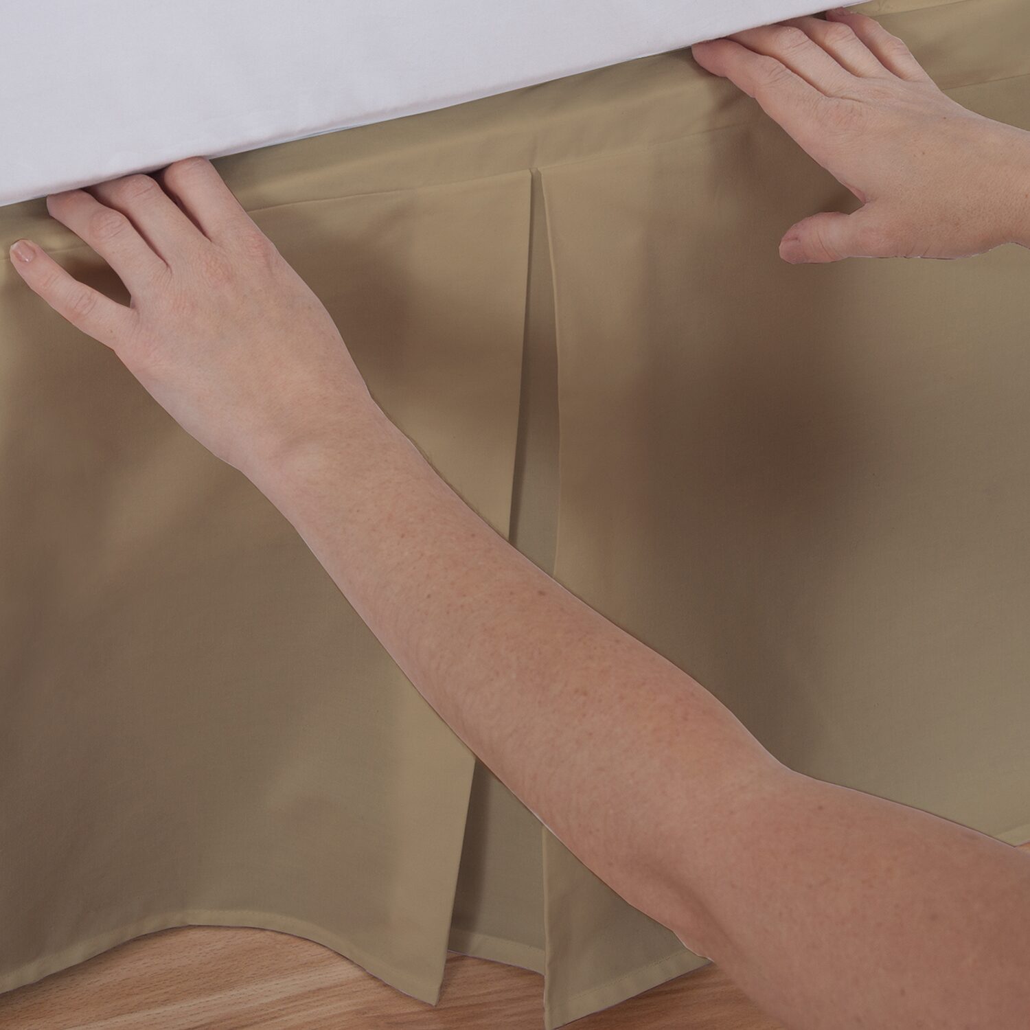 Bed Maker'S Makers Tailored Wraparound Microfiber 14" Wrinkle Resistant Skirt