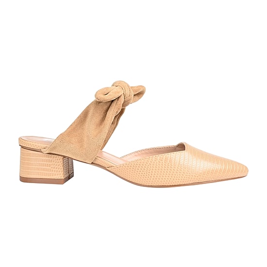 Journee Collection Melora Womens Pointed Closed Toe Mules
