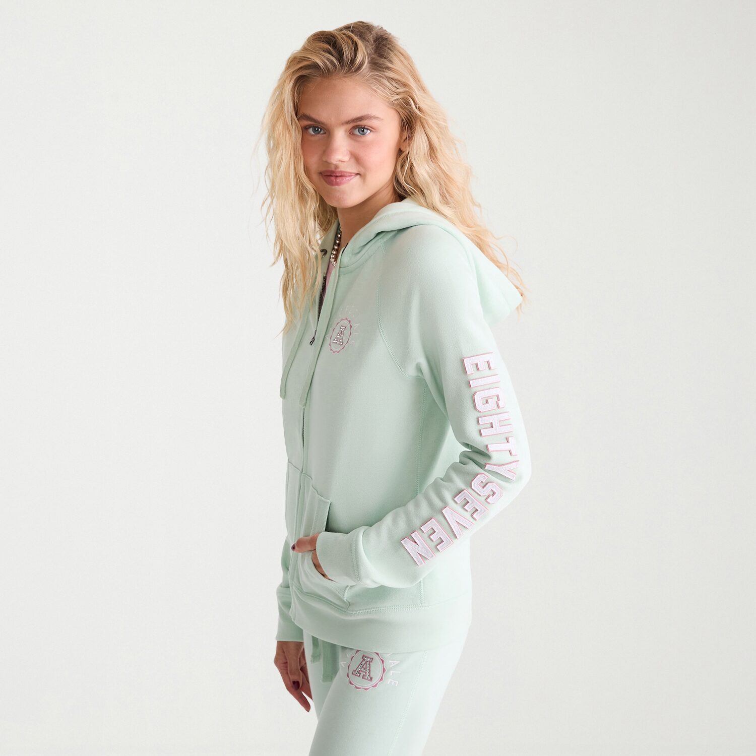 AEROPOSTALE Womens Juniors Long Sleeve Zipper Hoodie