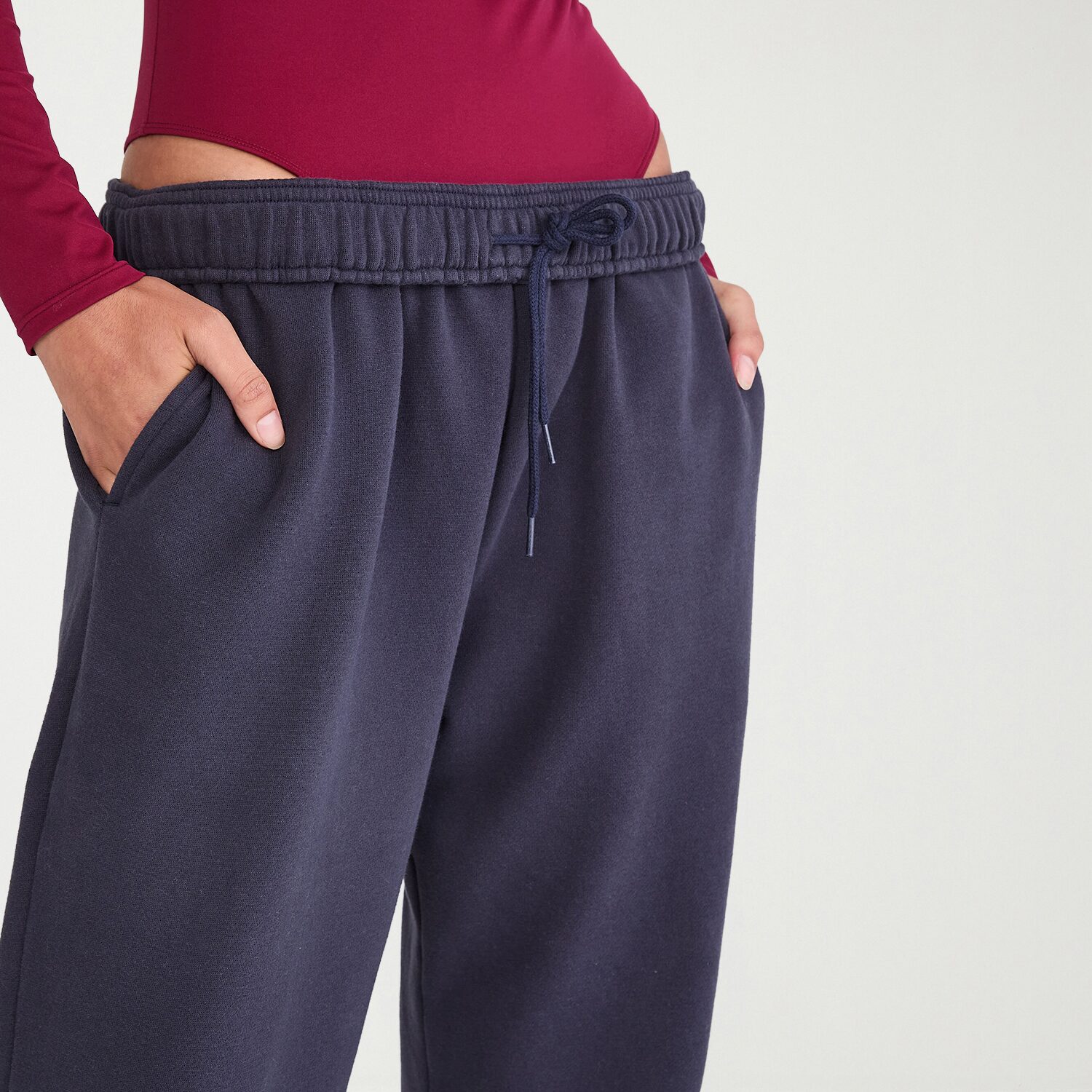 AEROPOSTALE Womens Juniors Straight Mid Rise Fleece Sweatpant