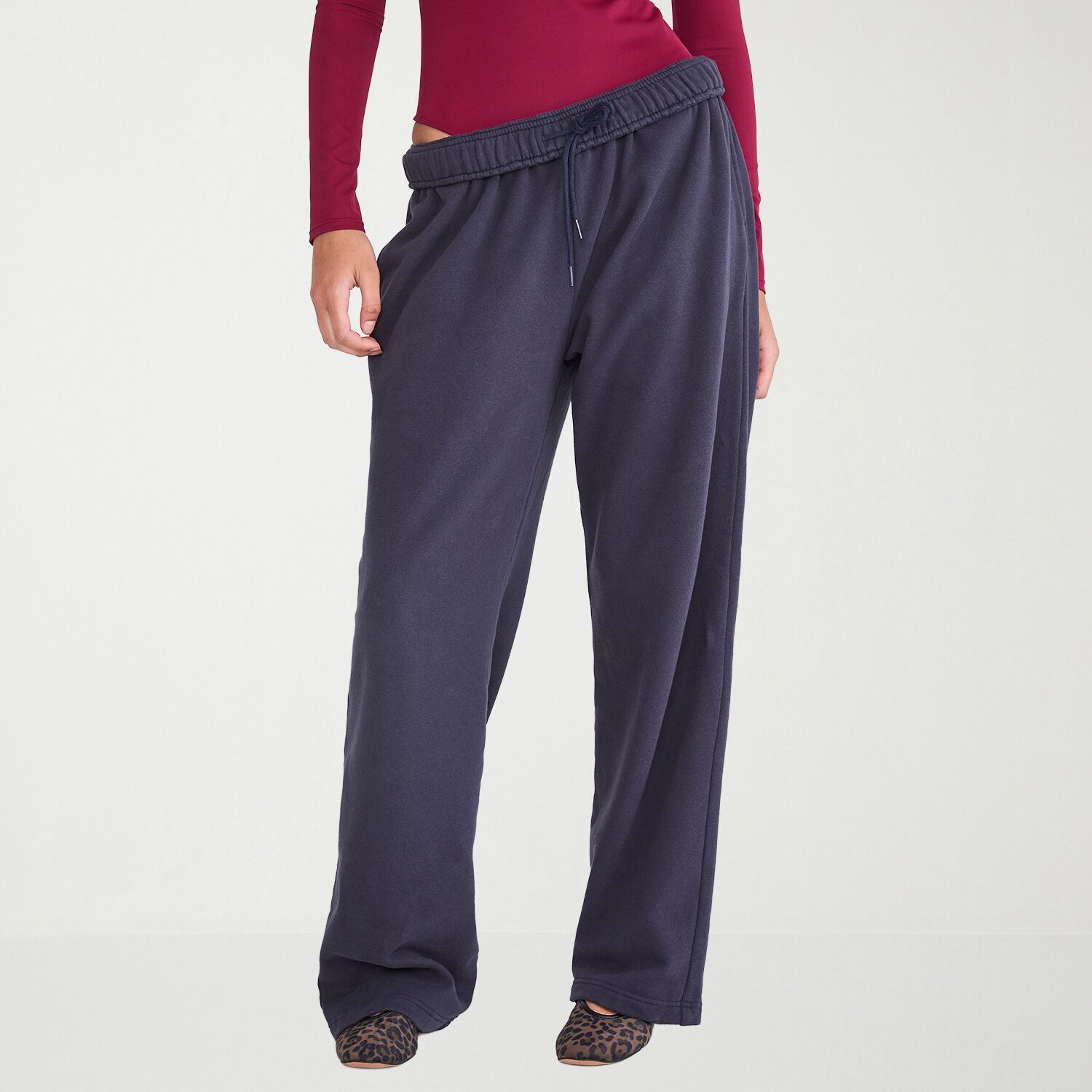 AEROPOSTALE Womens Juniors Straight Mid Rise Fleece Sweatpant