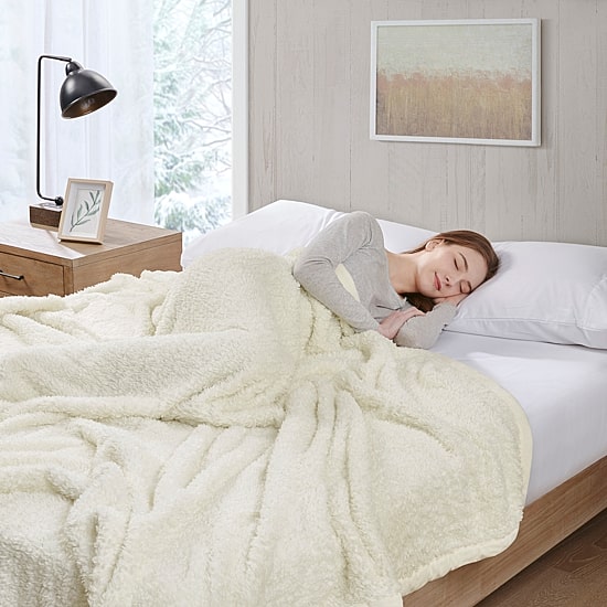 Woolrich Burlington Soild Berber Brushed Blanket