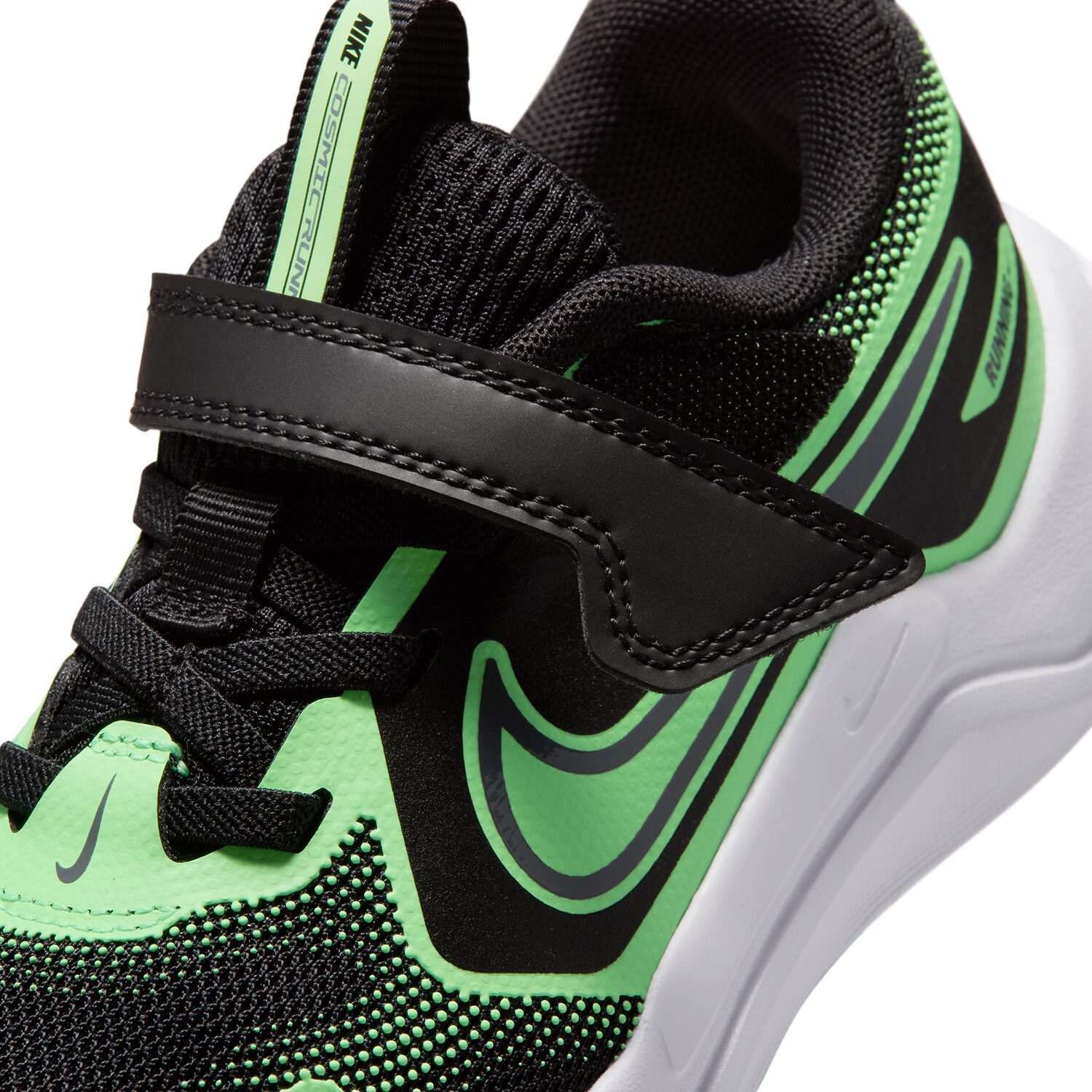 Nike Cosmic Runner Little Kid Boys Running Shoes