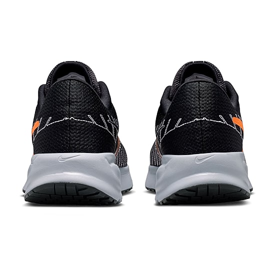 Nike Run Defy Mens Running Shoes