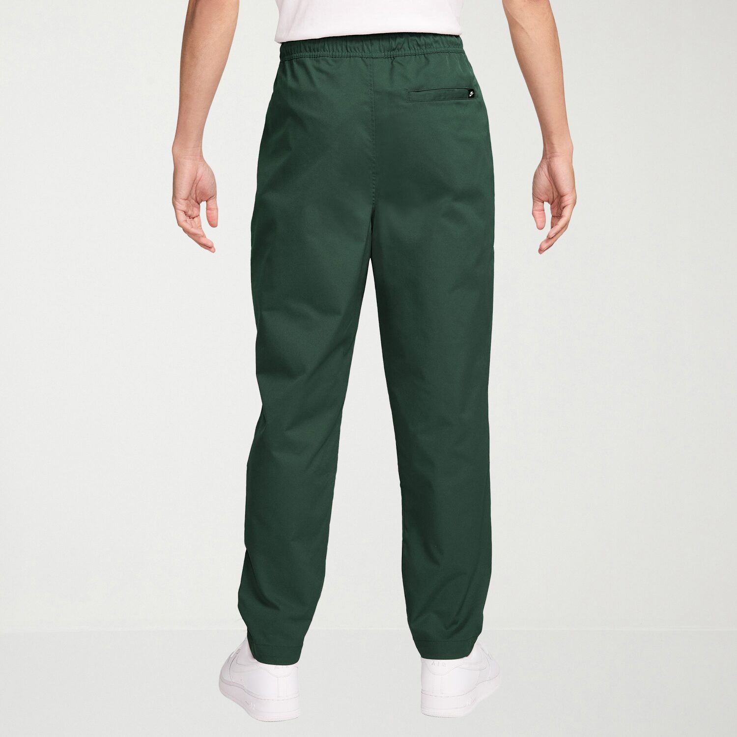 Nike Mens Tapered Mid Rise Relaxed Fit Active Pull-On Pant