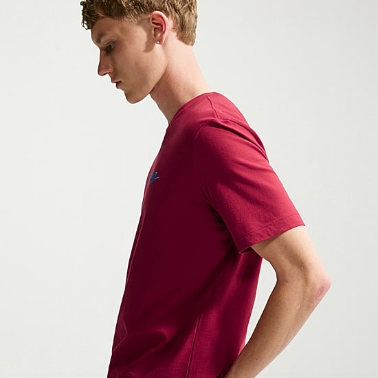 Nike Embroidered Logo Mens Crew Neck Short Sleeve Embroidered Active T-Shirt