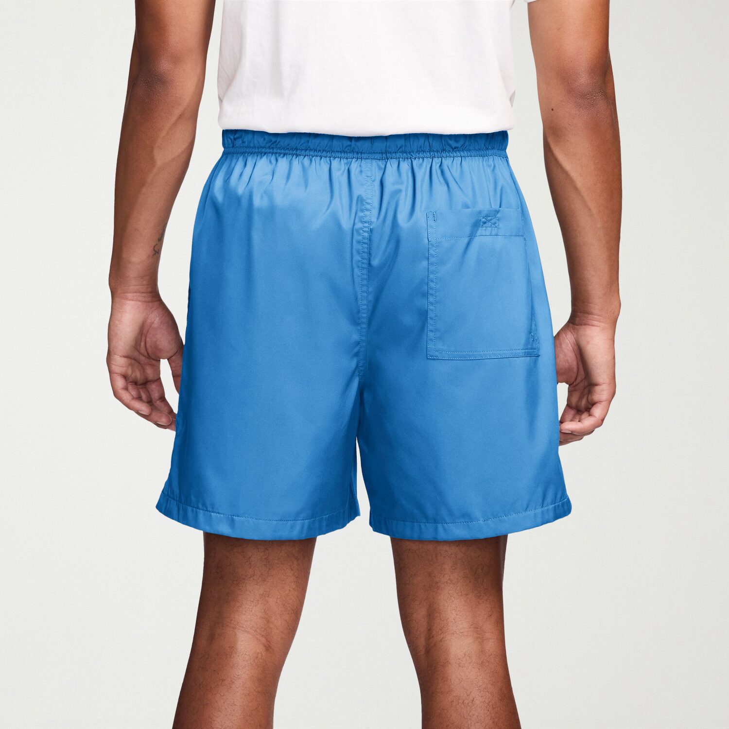 Nike Flow Mens 6" Mid Rise Workout Shorts