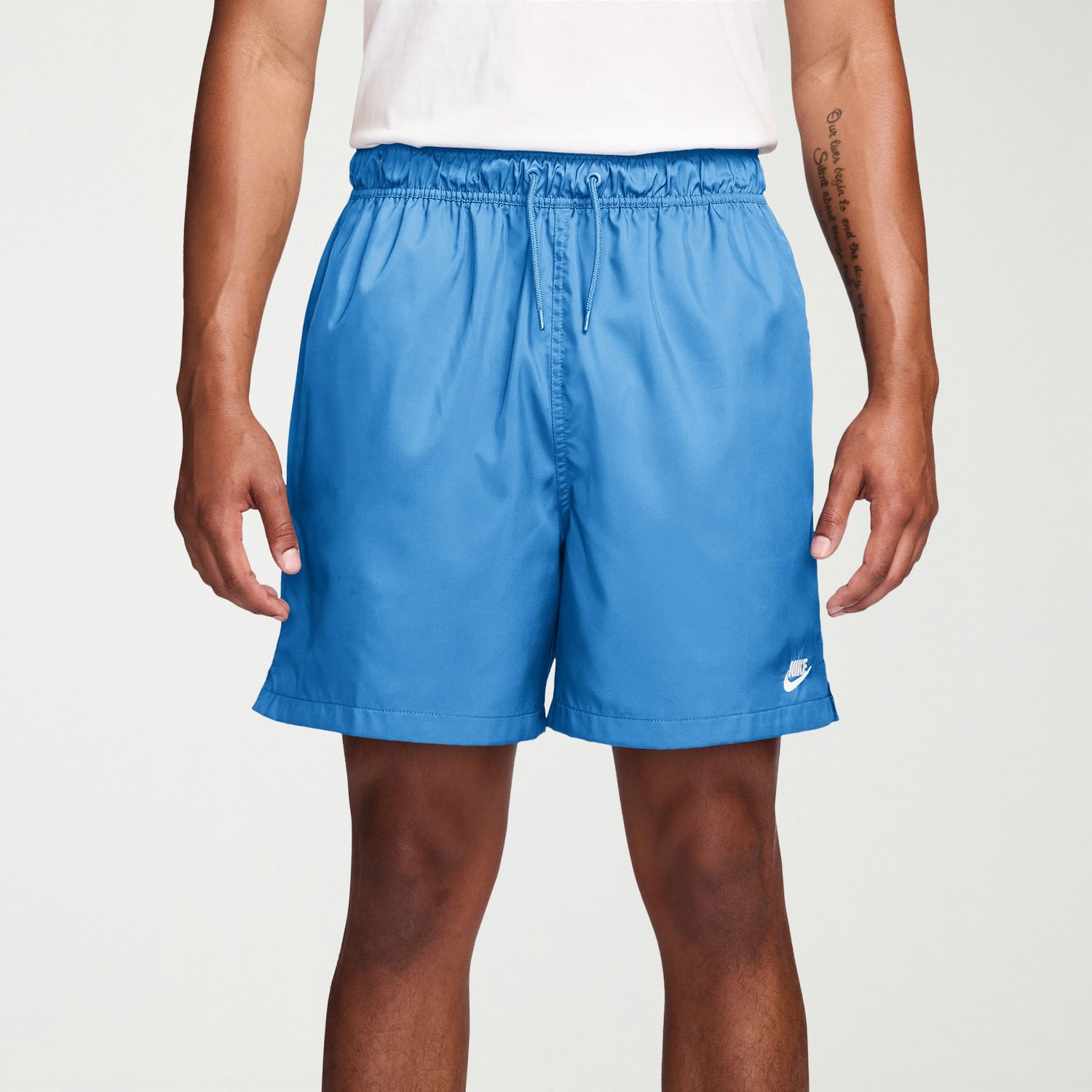 Nike Flow Mens 6" Mid Rise Workout Shorts