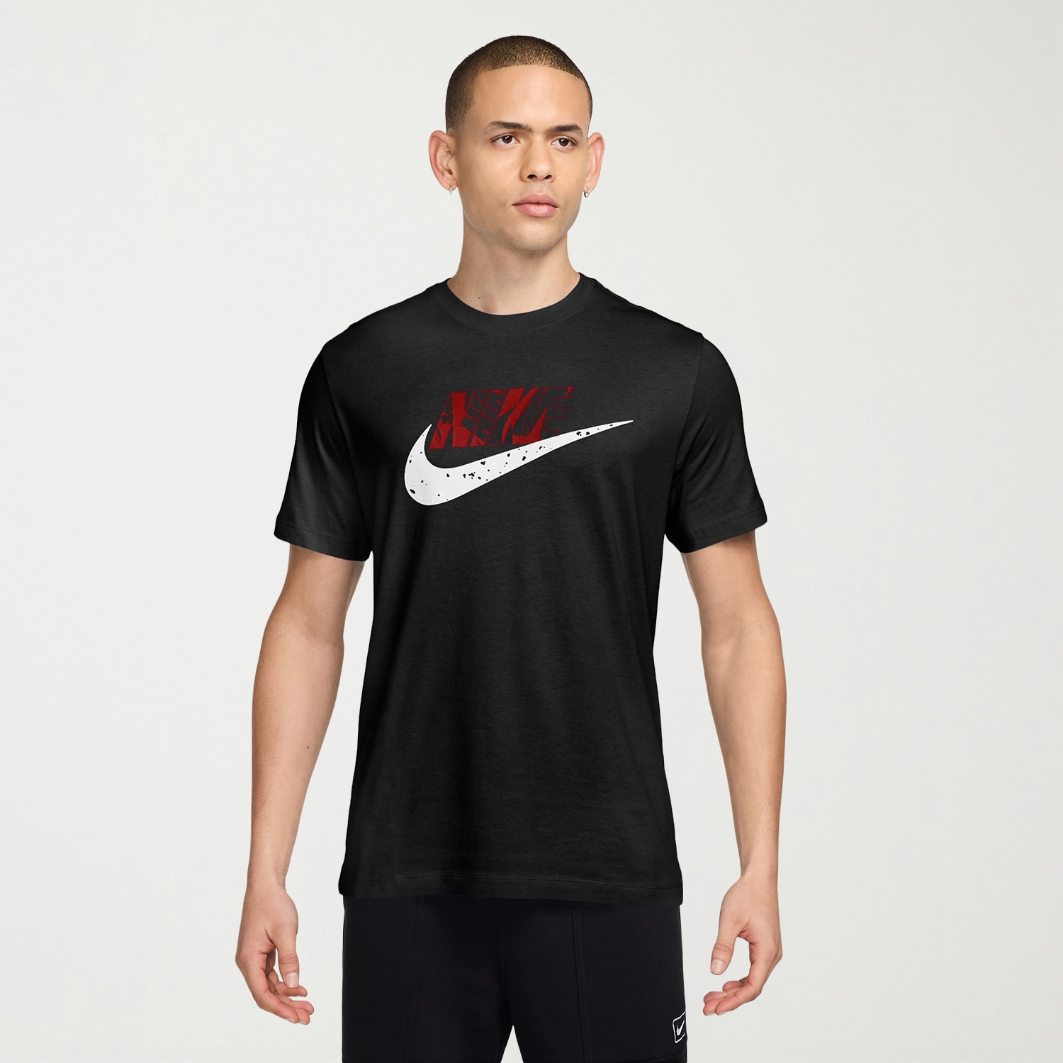 Nike Mens Crew Neck Short Sleeve Classic Fit Graphic T-Shirt