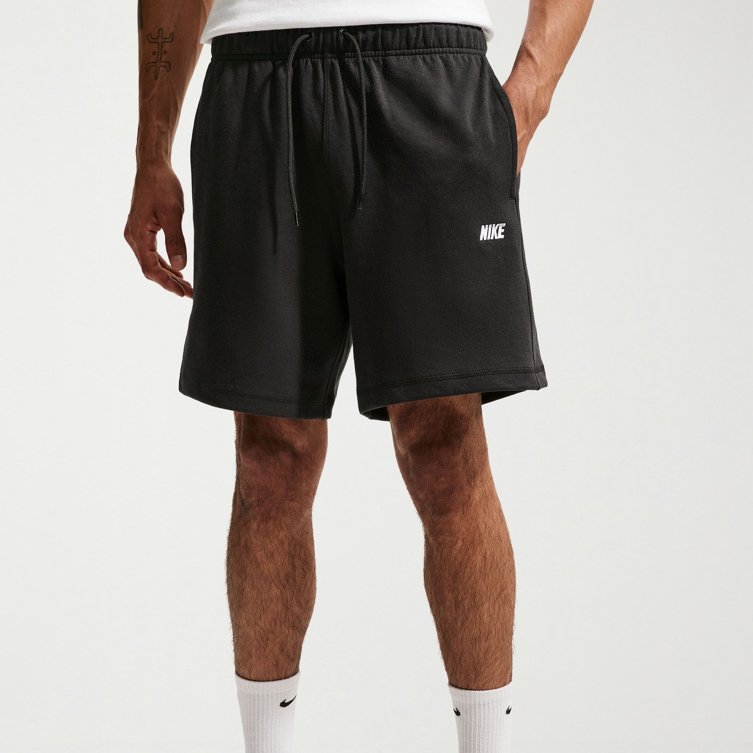Nike Mens 6" Mid Rise Workout Shorts