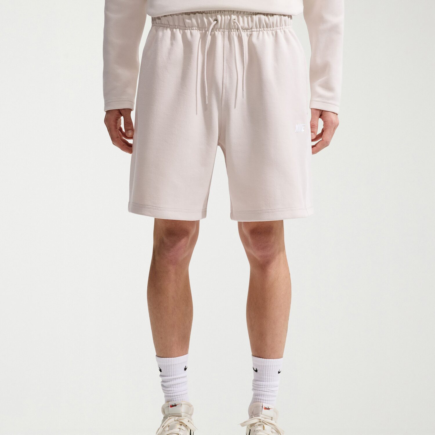 Nike Mens 6" Mid Rise Workout Shorts