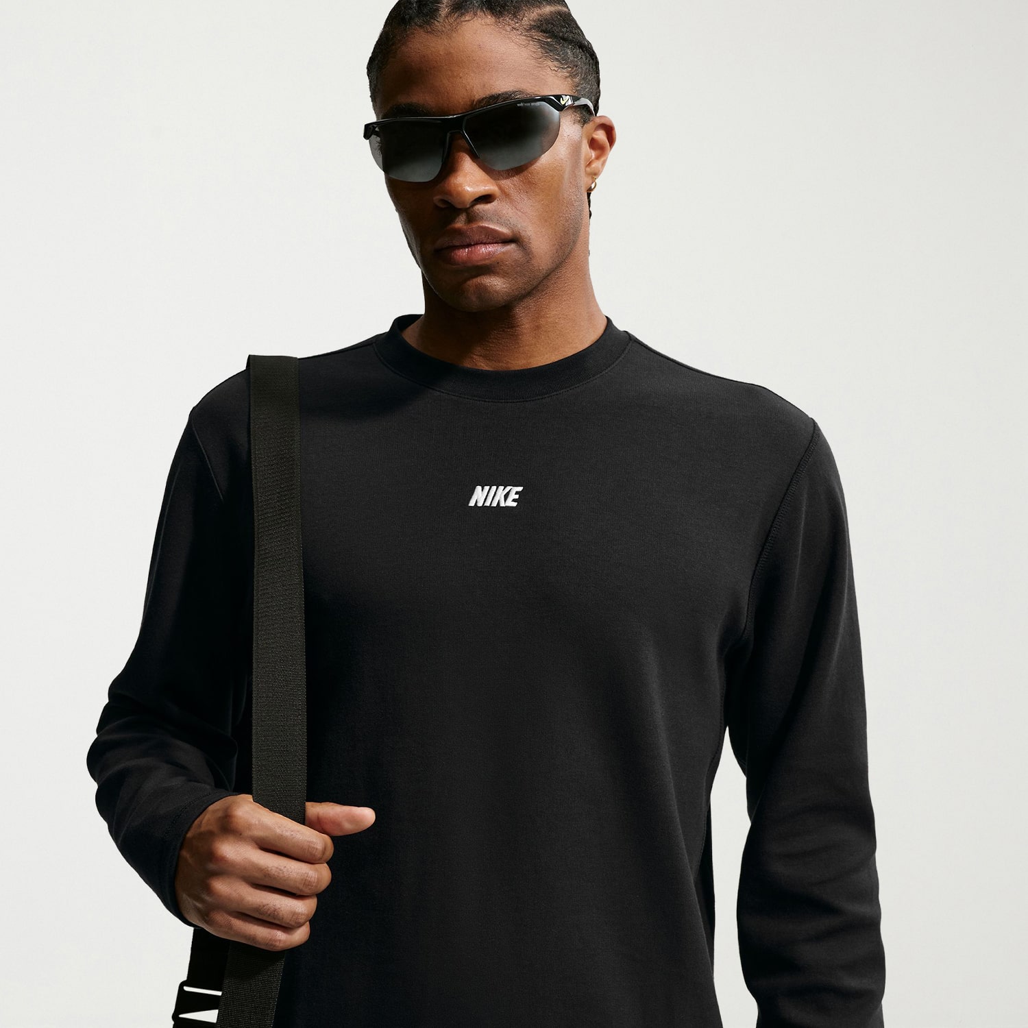 Nike Mens Crew Neck Long Sleeve Sweatshirt
