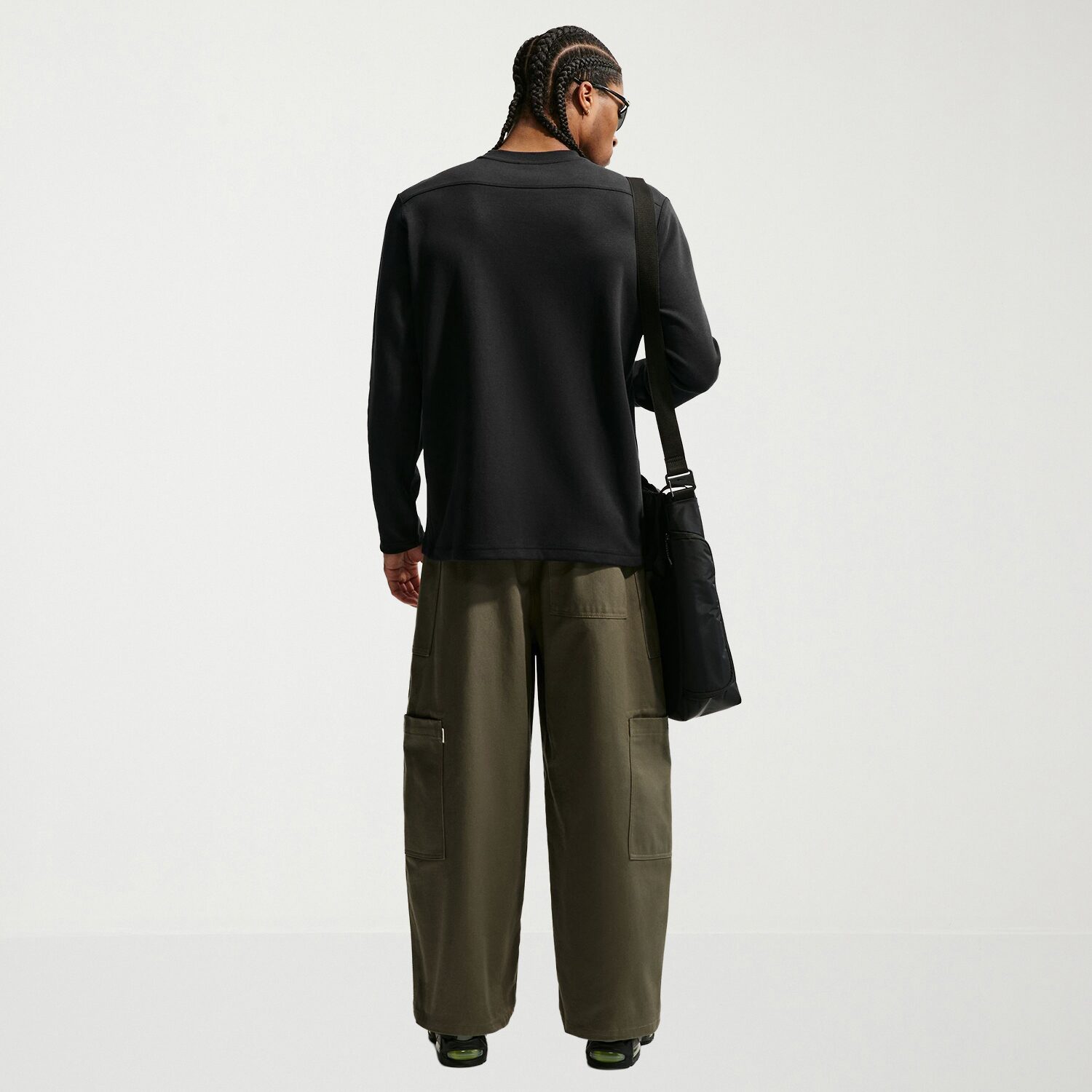 Nike Mens Crew Neck Long Sleeve Sweatshirt