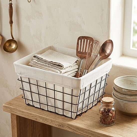 Cheungs Lined Rectangular Metal Basket