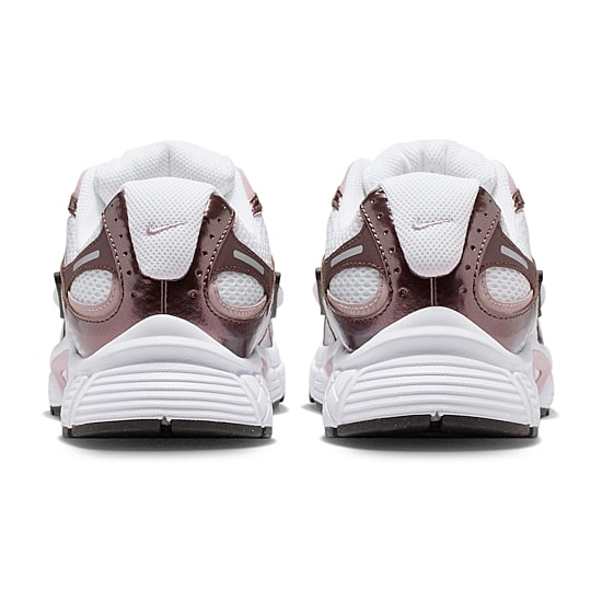 Nike V5 RNR Womens Sneakers