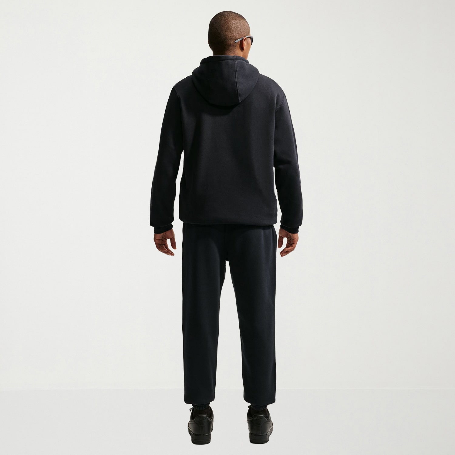 Nike Mens Tapered Mid Rise Classic Fit Big and Tall Fleece Sweatpant