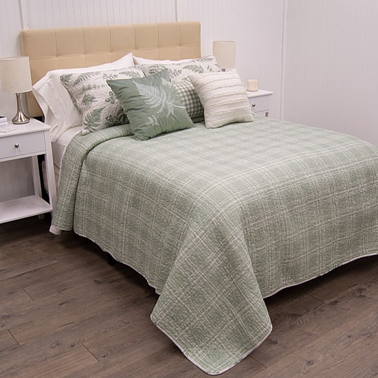 Your Lifestyle By Donna Sharp Botanical Hypoallergenic Quilt Set