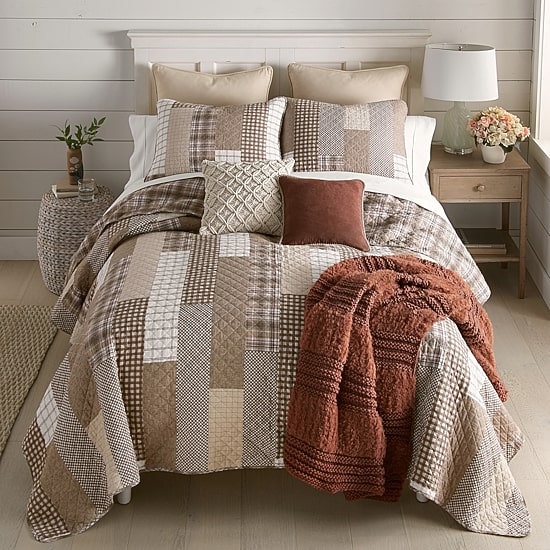 Your Lifestyle By Donna Sharp Highland Plaid Hypoallergenic Quilt Set