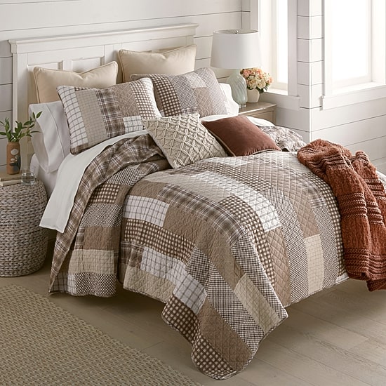 Your Lifestyle By Donna Sharp Highland Plaid Hypoallergenic Quilt Set