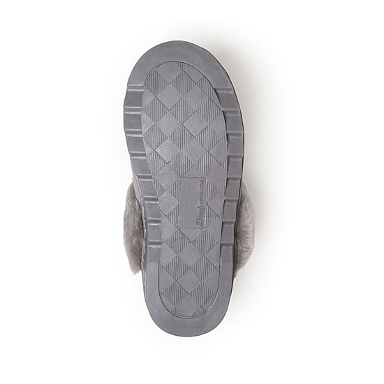 Dearfoams Helena Genuine Suede With Prayer Seam Womens Moccasin Slippers