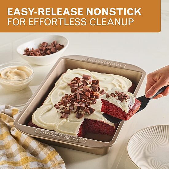 Farberware Bakeware Non-Stick 9" X 13" Cake Pan