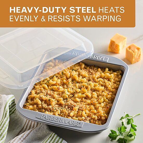 Farberware Bakeware 9" Cake Pan with Lid