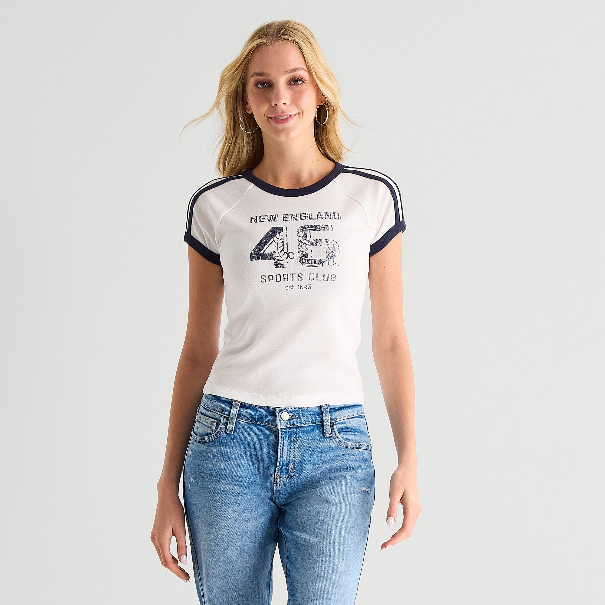 Arizona Womens Juniors Round Neck Short Sleeve Regular Fit Graphic T-Shirt