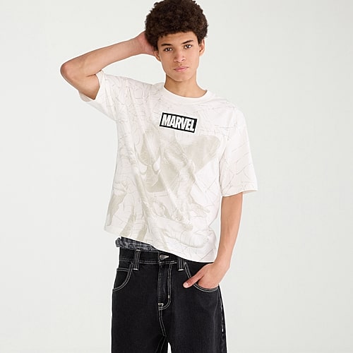 Aéropostale Mens Crew Neck Short Sleeve Regular Fit Spiderman Graphic T-shirt In White