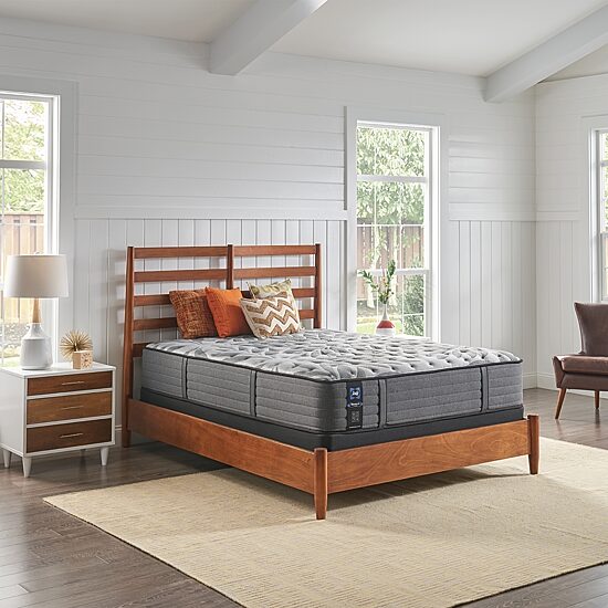 Sealy® Posturepedic Plus Porteer Medium - Mattress Only		