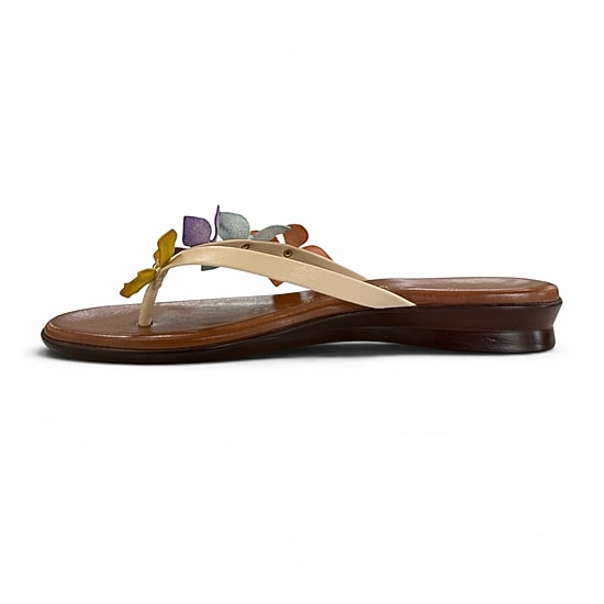 Italiana By Italian Shoemakers Womens Rhett Flat Sandals